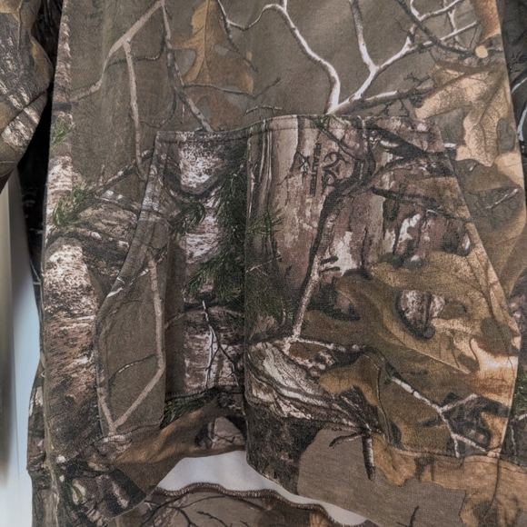 Realtree Camouflage Hoodie Size Large - Picture 4 of 9